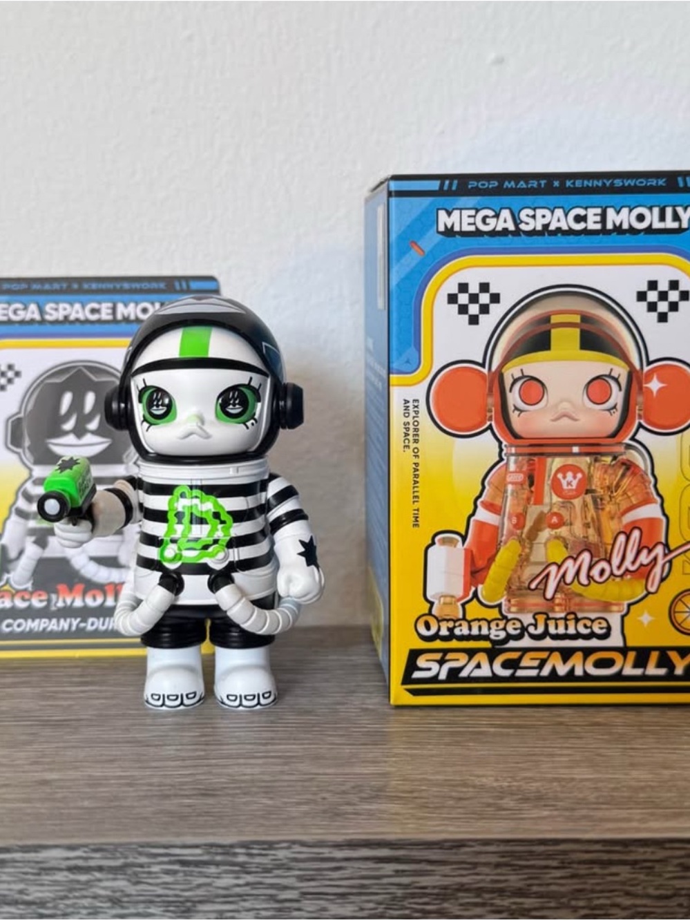 Mega Space MOLLY Series 3 — Lala Company -Durian Man